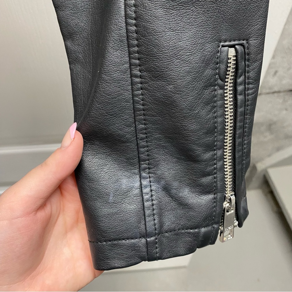 LEATHER JACKET - Picture 3 of 4